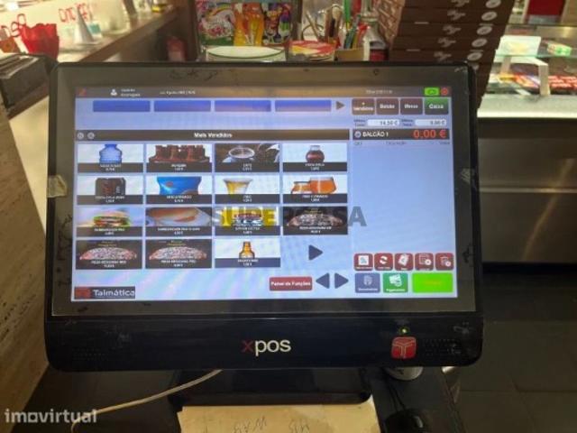 Espaço comercial em Caldelas