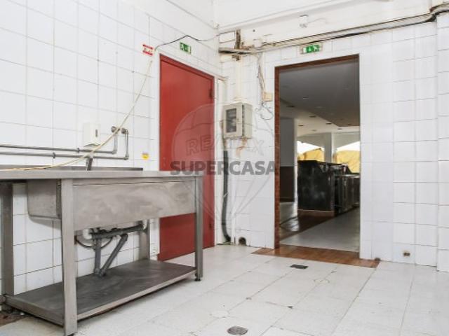 Espaço comercial em Castanheira do Ribatejo e Cachoeiras