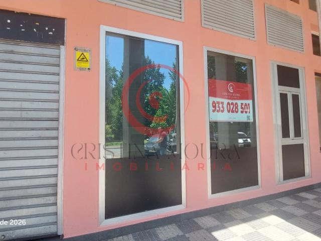 Espaço Comercial em Chaves Oportunidade de Negócio