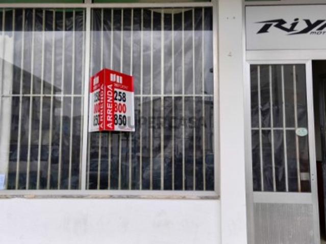 Espaço comercial em Darque