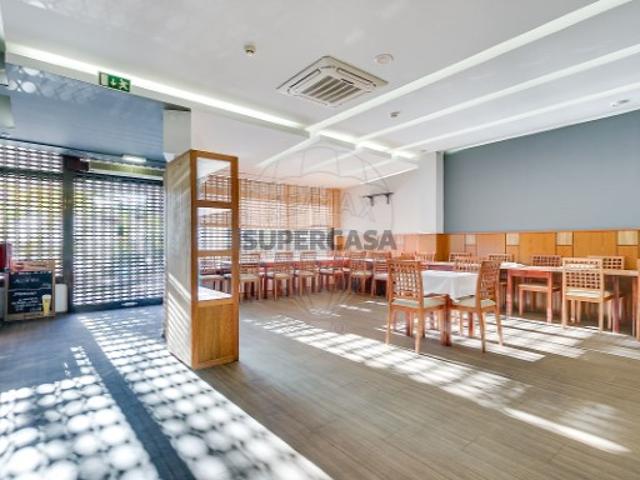 Espaço comercial em Lumiar