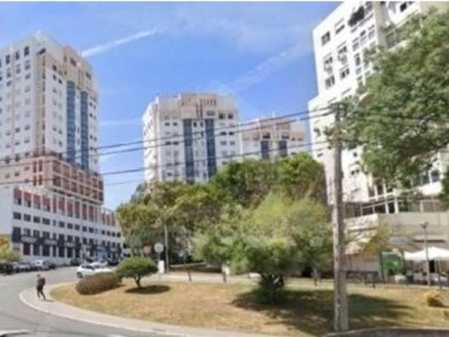 Espaço Comercial em Loures