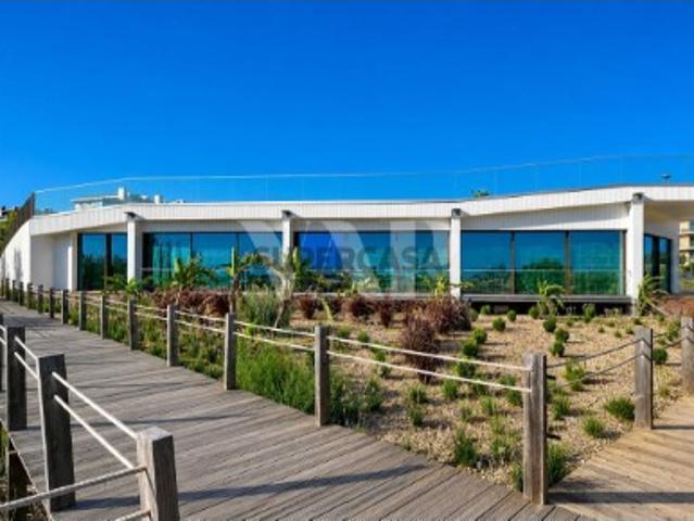 Espaço comercial em Quarteira