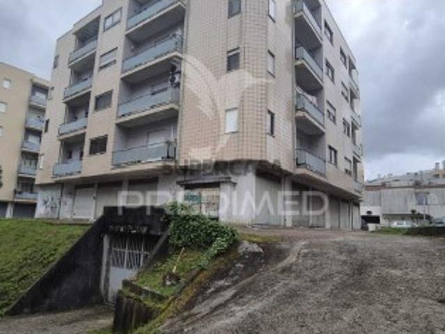 Espaço comercial em Real, Dume e Semelhe