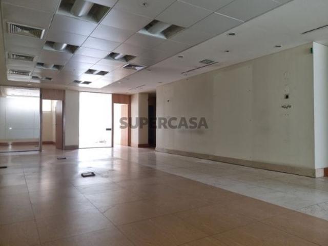 Espaço comercial em Rio Tinto