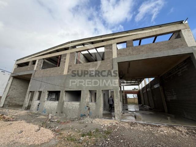 Espaço comercial em Paio Pires