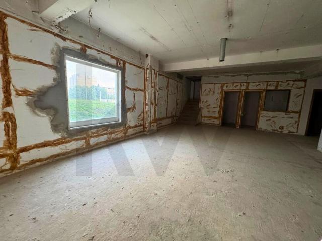 Espaço comercial para arrendamento em Belém Oportunidade única