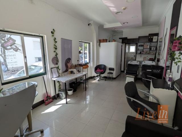 Espaço Comercial para Arrendamento em Cascais