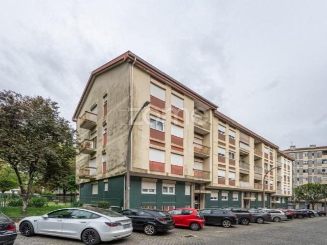 Espaço comercial para arrendamento Rua de Diu, Braga