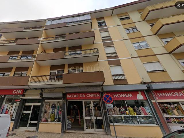Espaço Comercial para Arrendar Excelente Localização