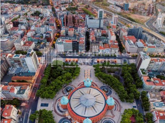Espaço Comercial para trespasse no Campo Pequeno