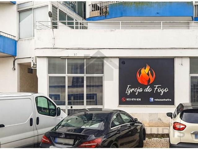Espaço Comercial para venda no Centro de Portimão 192m² Portimão