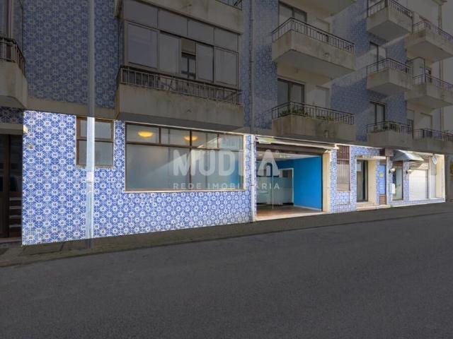 Espaço Comercial Premium com 715 m² no Centro de Aveiro
