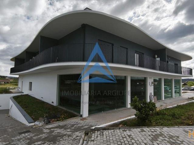Espaço Comercial / Serviços com Terreno POMBAL | 26064009759