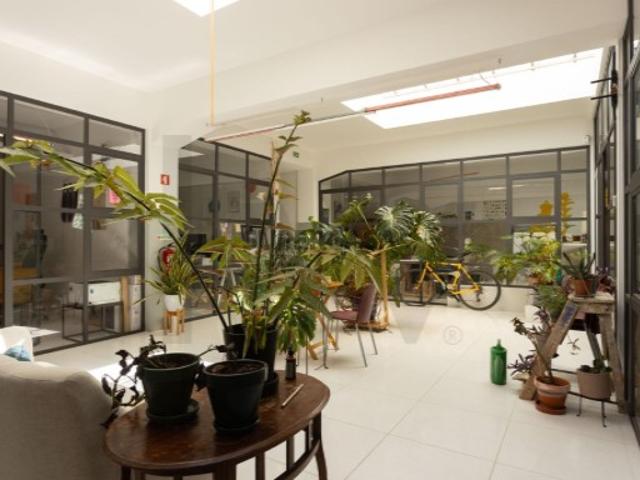 Espaço comercial 269 m² Com vários salas independentes Remodelado Lisboa