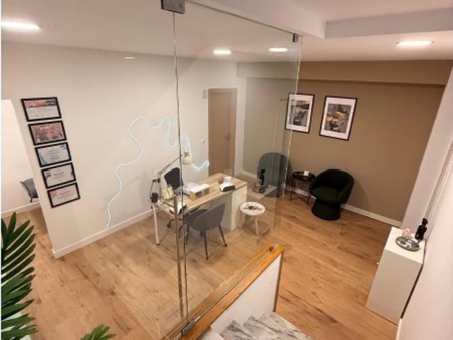 Espaço Comercial 30m2 na Amadora
