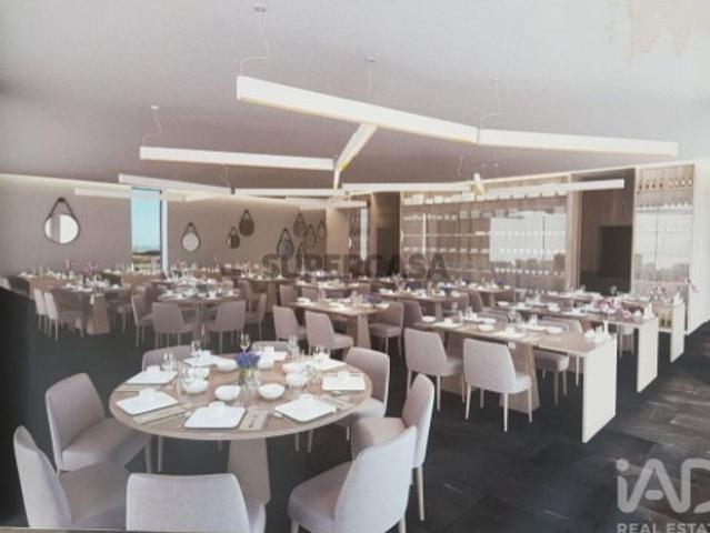 Espaço de lazer em Vila de Ala de 221625,00 m²