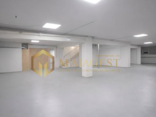 Espaço Industrial com Licença e Projeto Habitacional