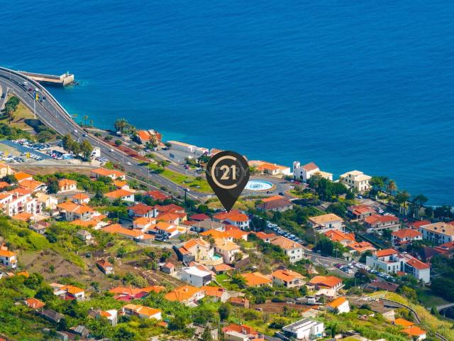 Espaçosa Moradia T3 + 1 com Vista Mar Deslumbrante Santa C. 409m² Santa Cruz