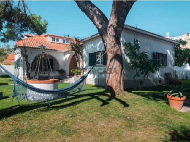 Moradia com charme | Junto ao Mar | 644m2 Terreno | Costa da Caparica | Praia | Surf