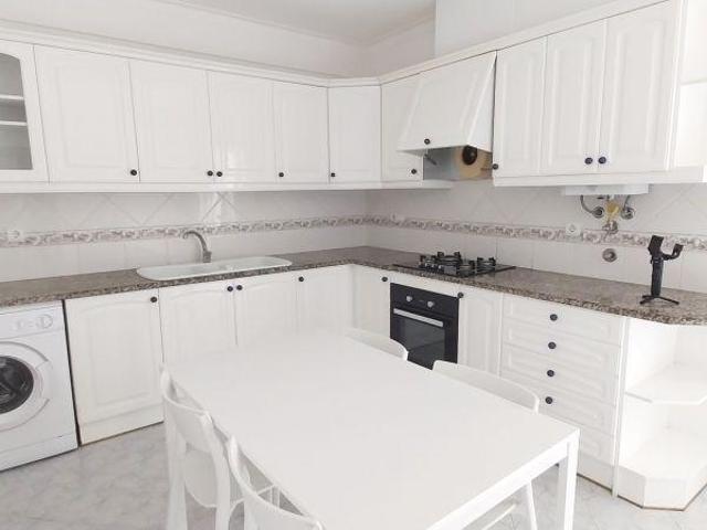 ESPAÇOSO APARTAMENTO T3 DE RÉS DE CHÃO COM GARAGEM* | 26053920106