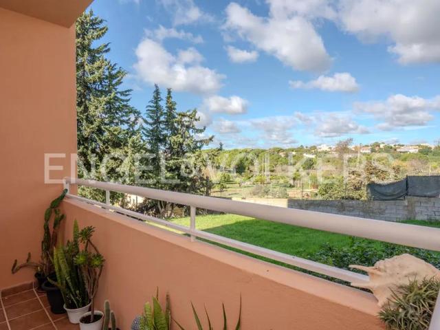 Espaçoso apartamento de 3 quartos localizado na Fonte Santa. 124m² Quarteira