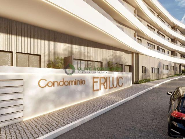 Espaçoso apartamento de três quartos em um novo empreendimen. 149m² Quarteira