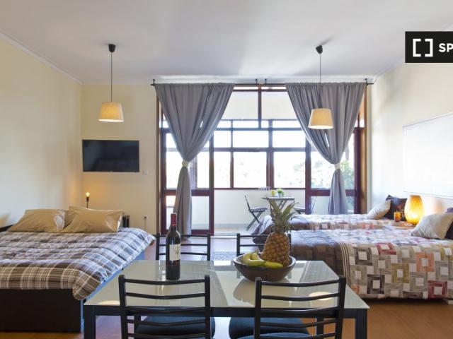 Espaçoso apartamento de estúdio para alugar em Cedofeita, Porto