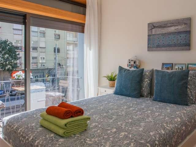 Espaçoso quarto para alugar em apartamento de 5 quartos em Matosinhos