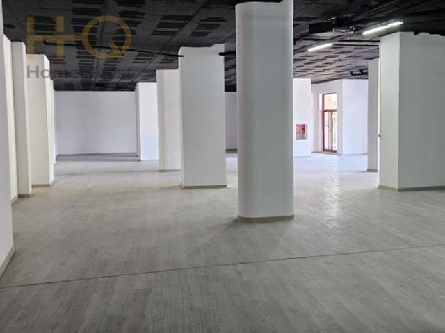 ESPACO COMERCIAL 1467 M2 RENOVADO BARCARENA JUNTO TAGUSPARK