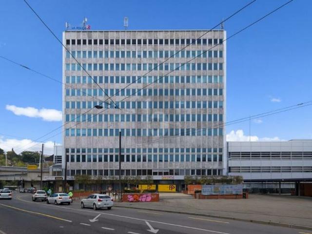 ESPACE DE TRAVAIL AVEC VUE PANORAMIQUE