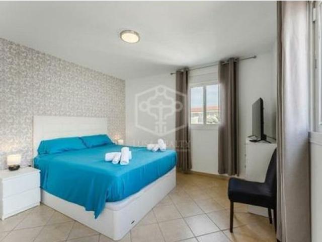 espacio comercial en Venta en Adeje. UEBZ T1631