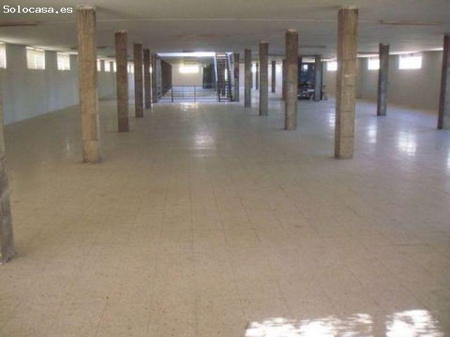 espacio comercial en Venta en Don Benito. QTOT T1073