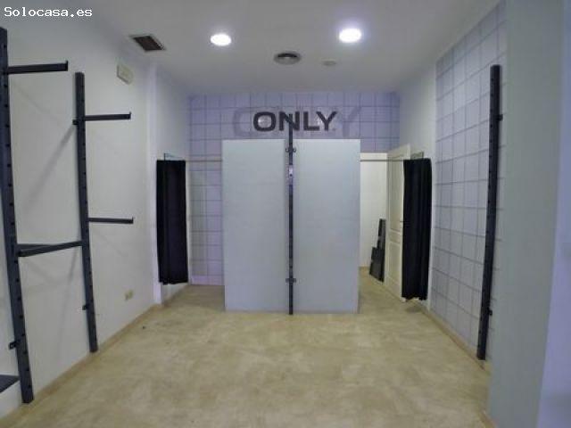 espacio comercial en Venta en Nerja. JUMN T64