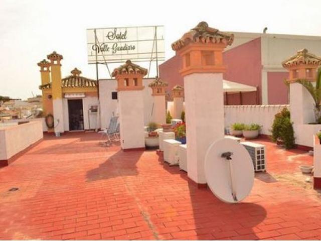 espacio comercial en Venta en Pueblo Nuevo De Guadiaro. XSVX T66