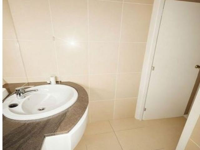 espacio comercial en Alquilar en Vigo. XZWZ T749