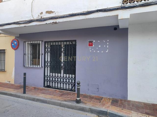 Espacio Comercial en Benalmádena, Málaga Oportunidad Única