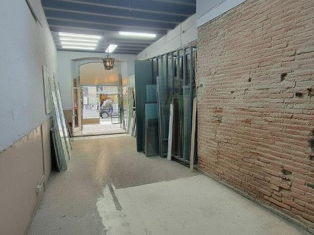 Espacio con alma en Provenza: reforma y transforma este local vivienda con jardín