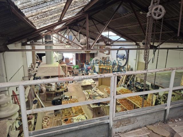 Espacio creativo con esencia industrial y artística en Badalona