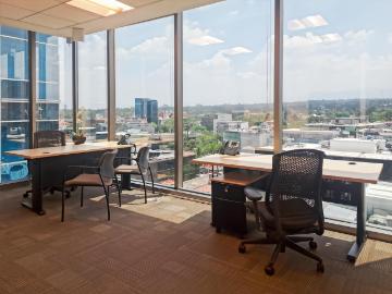 Espacio de oficina en renta para 2 personas en Regus Palmas Torre Esmeralda II