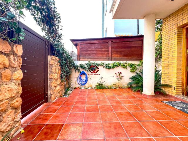 Espacioso dúplex con solárium privado en una de las mejores zonas de Santiago de la Ribera