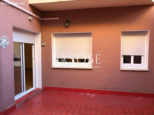 Espacioso piso de 3 habitaciones con terraza en alquiler en Sant Andreu