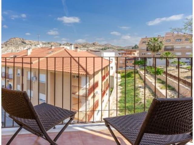 Espacioso y Luminoso Piso en Archena ¡Tu Hogar Ideal!