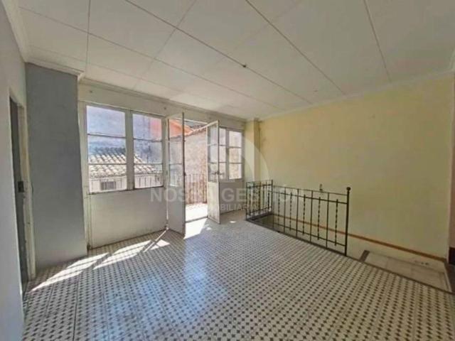 Interesante Oportunidad Inmobiliaria! Espaciosa Casa en Venta en Xàtiva