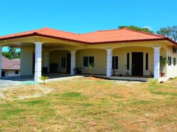 Espaciosa Residencia en Santiago