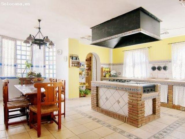 ESPACIOSA VILLA EN RINCÓN. JLRU T2113