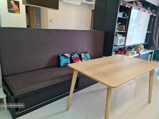Esparina Residences D19, Condominium