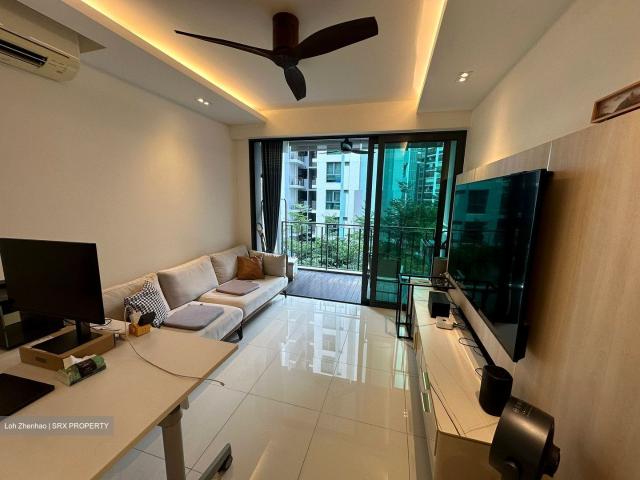 Esparina Residences D19, Condominium