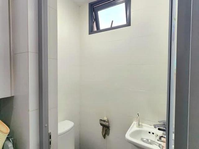Esparina Residences D19, Condominium