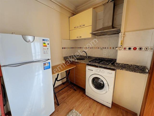 Espark'a Yürüme Mesafesinde 1+1 Kiralık Eşyalı Kız Apart